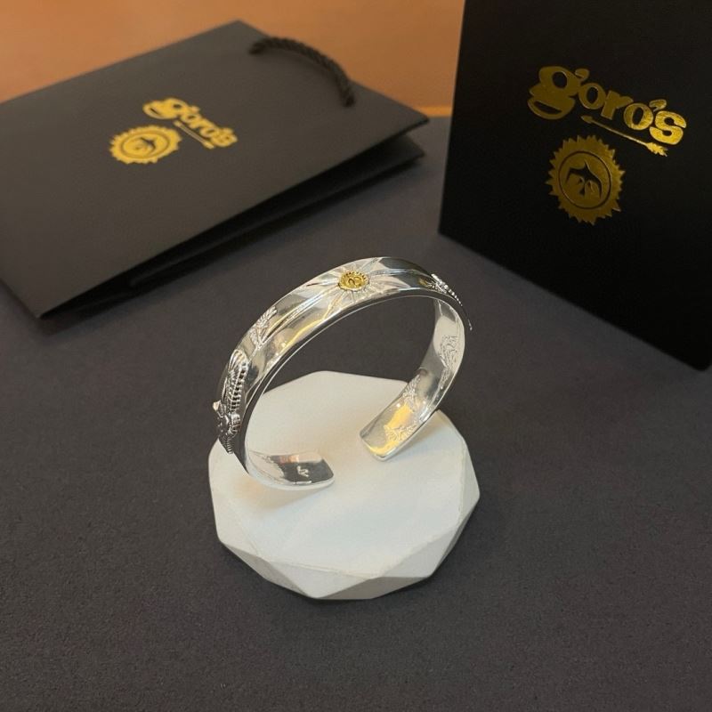 Ch*0me He**ts earrings